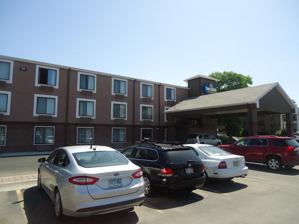 Townhouse Extended Stay Hotel Downtown Lincoln Exteriör bild